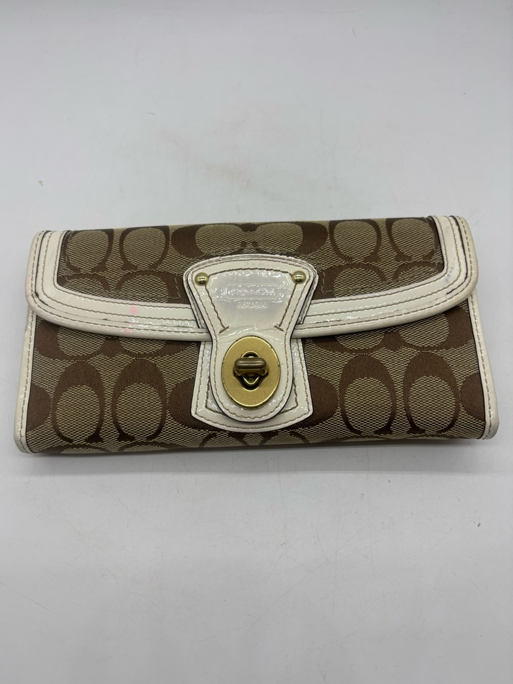 COACH Legacy Turnlock Long Wallet Signature Canvas Monogram Patent Leather